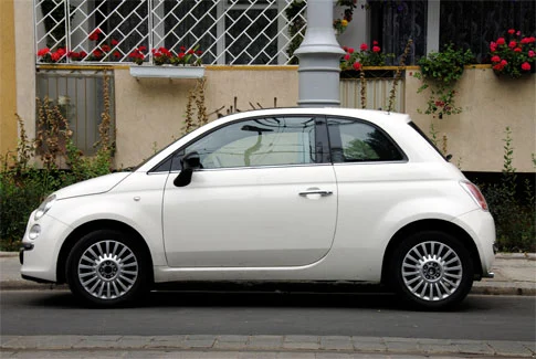 fiat 500 weißer Fiat 500 – Beispiel für Gebrauchtwagenankauf Oebisfelde